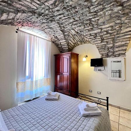 La Vecchia Torre Hotell Bosa Exteriör bild