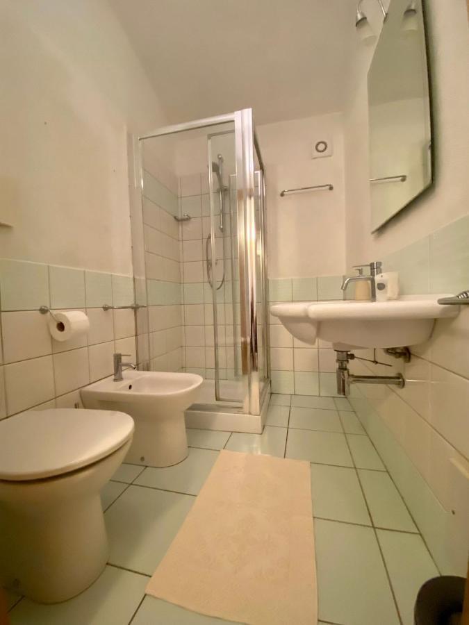 La Vecchia Torre Hotell Bosa Exteriör bild