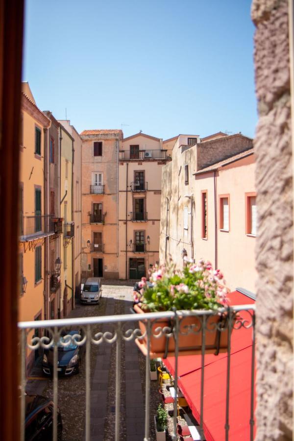 La Vecchia Torre Hotell Bosa Exteriör bild